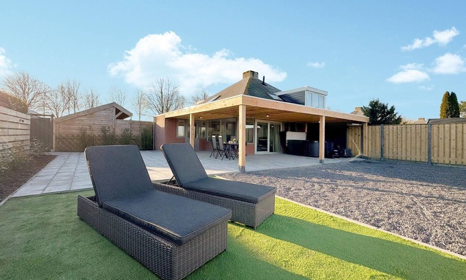 Stavenisse House | Gorgeous home in Stavenisse