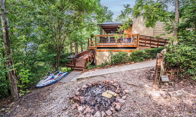 Se Ree Cottage | Gorgeous Lake Front Get Away