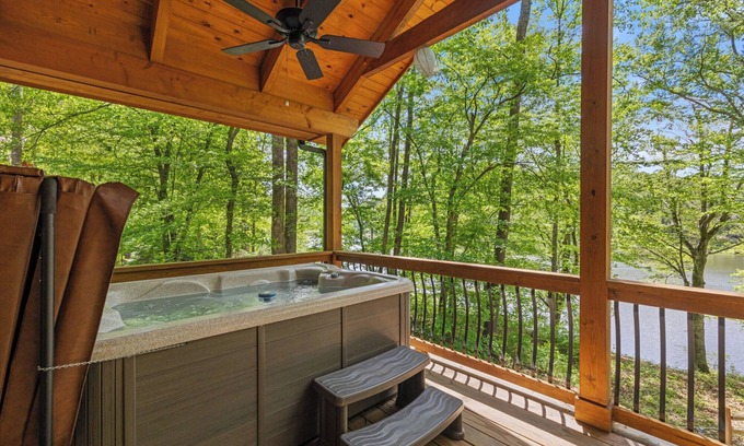 Ellijay Cabin | Gorgeous lakefront, pet-friendly cabin rental with hot tub and dock for fishing. Free WiFi