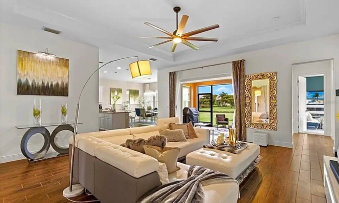 Braden River House | Gorgeous Luxury Residence