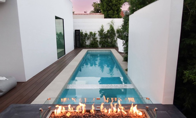 Beverly Grove Villa | Gorgeous Luxury 4.5B/B a Private Pool and Spa, Secluded Gated by Melrose Pl.