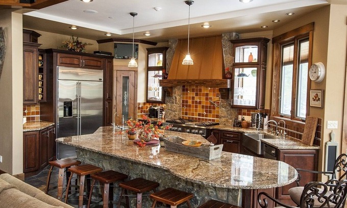 Purgatory House | Gorgeous Mountain Home with 360 Mtn. Views! Durango Mtn Resort across the street