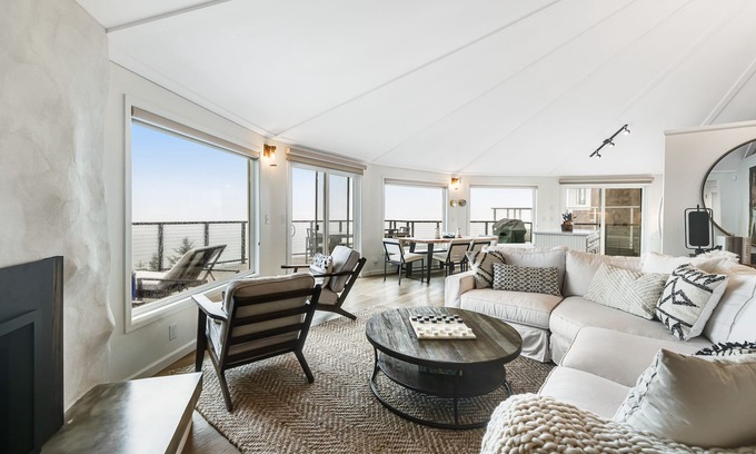 Oceanside House | Gorgeous Ocean View Home with High-Speed WiFi, Gas Fireplace, and Private W/D