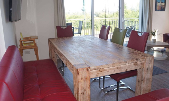Insel Poel Apartment | Gorgeous Villa in Malchow near Sea