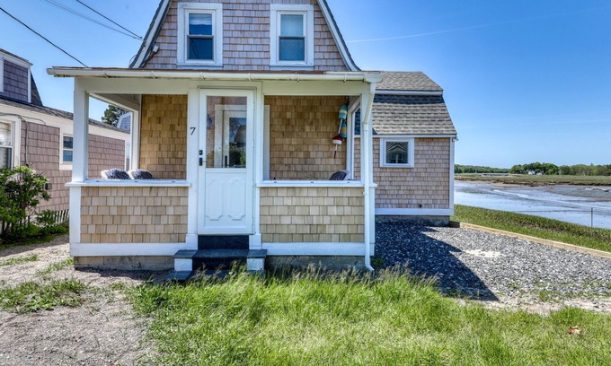 Kennebunk Cottage | Gorgeous waterfront home with river views from patio - walk to the beach