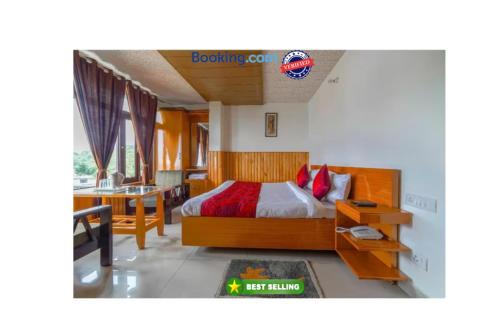 Munsyari Hotel | Goroomgo Bala Paradise Munsyari - Himalayan View Room