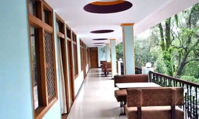 Nainital Hotel | Goroomgo Moon Nainital