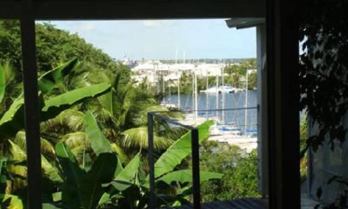 Bas du Fort Apartment | Gosier: Apartment/flat - Gosier
