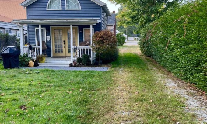 Geneva Cottage | GOTL Strip Jade Terrace- Sunset Vacation Rentals