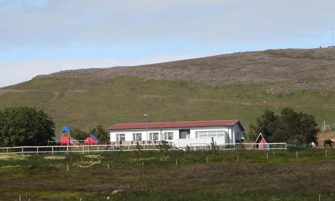 Reykholt Villa | Grímsstaðir holiday home - Family friendly