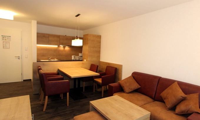 Feldberg Apartment | GRA-216 - Apartment with whirlpool and view of the slopes - Grafenmatt Residence