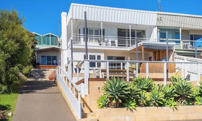 Gracetown House | Gracetime Beach House, a charming coastal retreat offering breathtaking, uninterrupted views