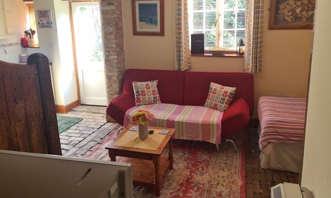 March House | Grade II* Listed small Barn conversion