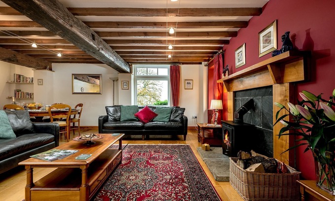 Beverley Cottage | Granary, Broadgate Farm Cottages - sl 6 in 3 bedrooms