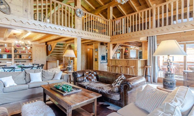 Morzine Ski Chalet | Grand chalet de charme pour 14 pers. à 500m des télécabines, avec ascenseur et Wi-Fi - FR-1-754-8