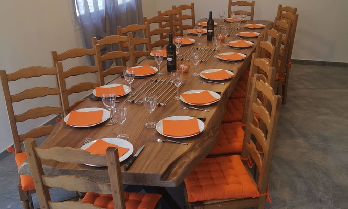 Saint-Lary-Soulan Ski Chalet | Grand Chalet St-Lary center 14 pers 06 37 07 78 76