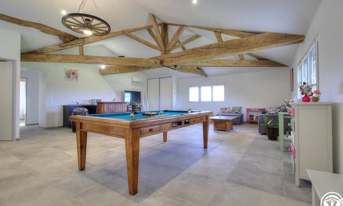Saint-Benigne House | Grand Champ Clair - SAINT BENIGNE