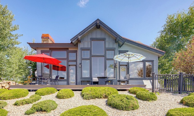 Grand Elk Ranch House | Grand Elk Golf Club On-Site: Mtn-View Home w/Deck