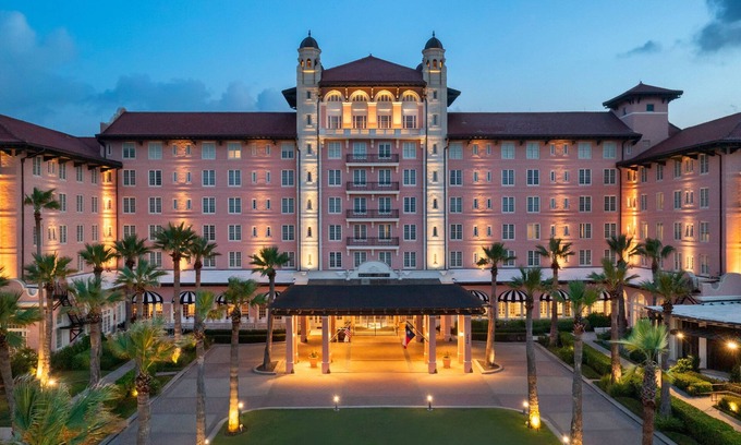 San Jacinto Hotel | Grand Galvez Resort, Autograph Collection