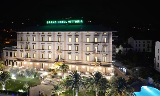 Montecatini Terme Hotel | Grand Hotel Vittoria