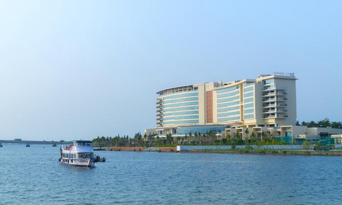 Kochi Hotel | Grand Hyatt Kochi Bolgatty