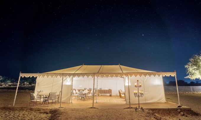 Kanoi RV Rental | Grand Khalifa Luxury Camp