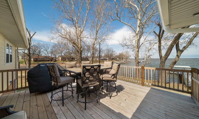 Grove House | Grand Lake Waterfront home 5 minutes to the boat launch!