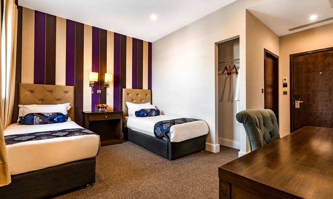 Waddon Hotel | Grand Sapphire Hotel & Banqueting