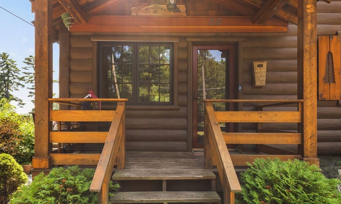 Lake George House | Grand Shore Haven