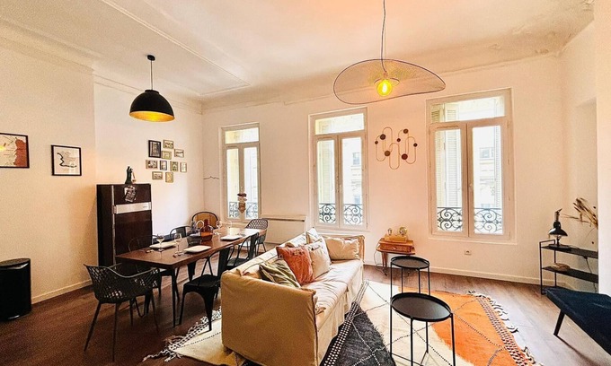 La Joliette Apartment | Grand T4 Coeur DE Marseille