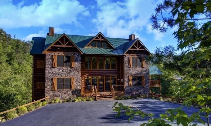 Pigeon Forge Cabin | Grand View Lodge, free tickets, no catch!