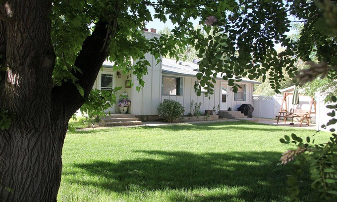 Buena Vista House | Grandma & Grandpa's House, Come Enjoy the Mountains STR - 136