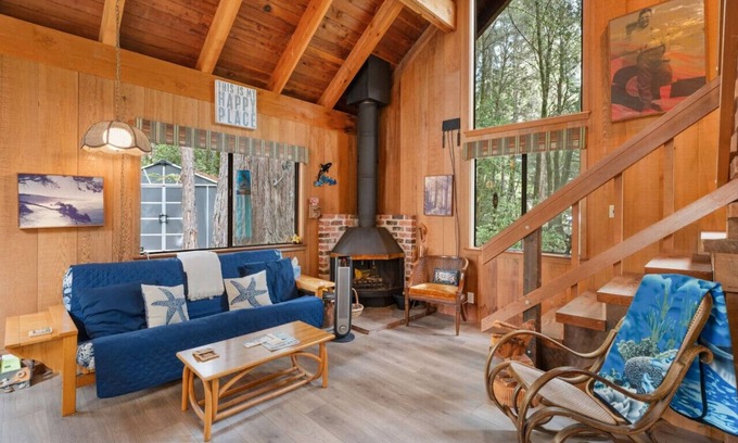 Gualala Cabin | Grandma's Cabin by the Sea