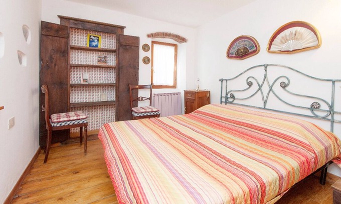 Fosdinovo Other | Grandmother's Room