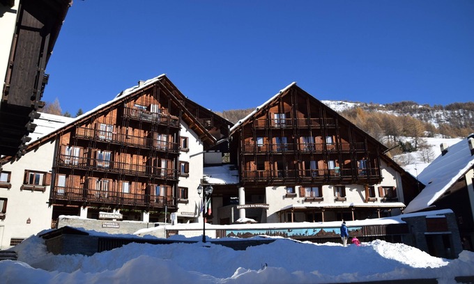 Sauze di Cesana Apartment | Grange Hike & Ski - 42D Sestriere