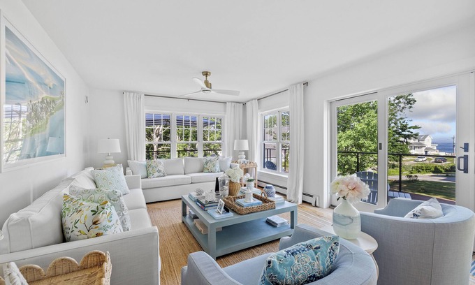 Granite Point House | Granite Point Spacious and Elegant Family Retreat