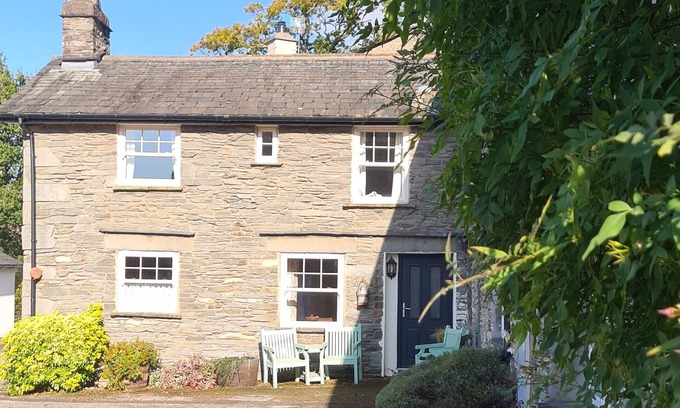 Grasmere Cottage | GRASMERE, Hollens Farm Cottage sleeps 4, close to village, parking & WiFi.