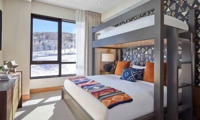 Snowmass Village Apartment | Great 3 Bedroom Condo, Great Amenities, Ski/In/Out