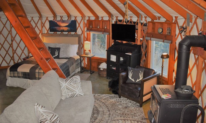 Bozeman House | Great Escape Yurt: Southside of Bozeman