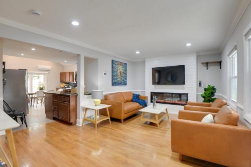 Woodbridge House | Great for Gatherings! Charming Woodbridge Duplex