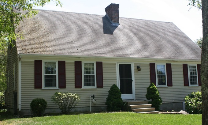 Yarmouth Port House | Great for large families and reunions! Close to 3 local golf courses & beaches.