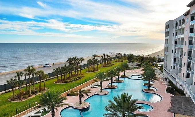 Galveston Condo | GREAT GALVESTON GETAWAY! STRESS-FREE BEACH VACATION!