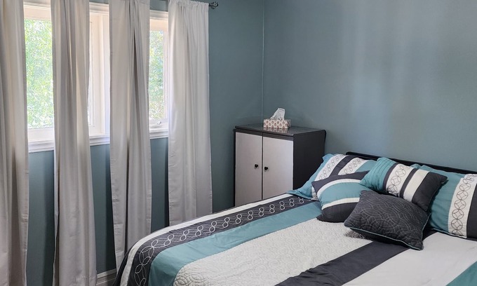 Baie Verte House | Great home for family &/or friend gatherings with a beautiful view of the bay!