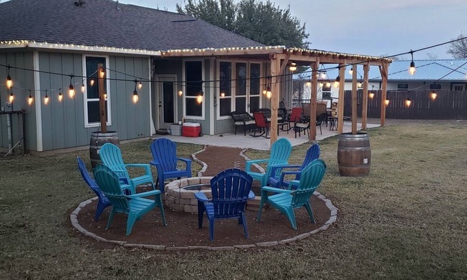 Johnson City House | Great House in the heart of the Hill Country