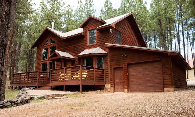 Angel Fire House | Great house two miles to the ski lift and closer yet to the golf course.