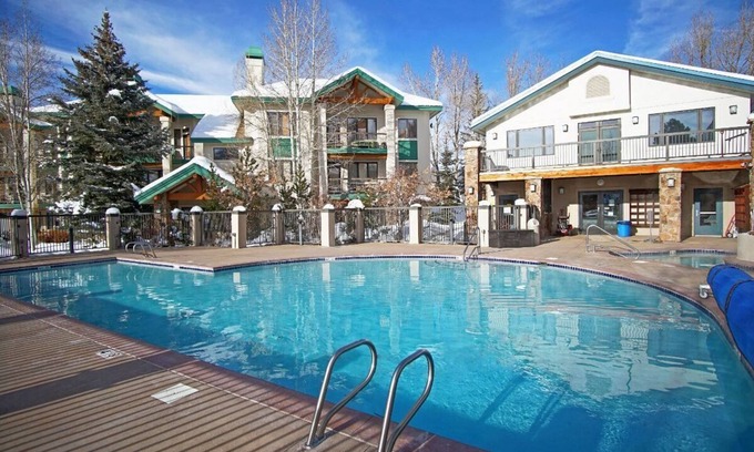 Steamboat Springs Condo | Great location - Ski In Ski Out, Ski Shuttle, Heated Pool, Hot Tub, Sauna