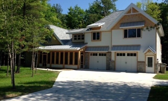 Fish Creek House | Great Location! Close to downtown Fish Creek and Peninsula State Park