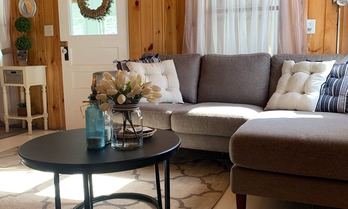 North Sebago Cottage | GREAT Newly Renovated Sebago Lake- short walk to Nason`s beach🏠🏖🚗