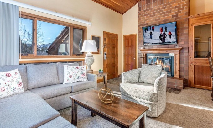 Highland Meadows Condo | Great Value! 2 Story Condo w/Beautiful Views! Fireplace, Grill, Decks, Pool, and Shuttle! #308
