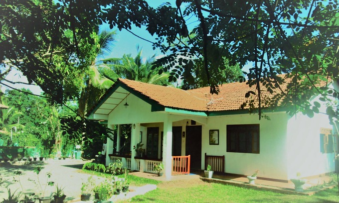 Unawatuna Hotel | Green herbal Ayurvedic Eco-Lodge